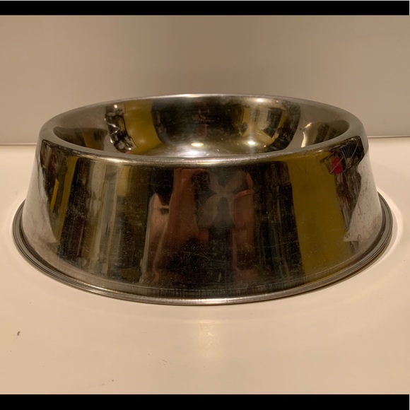 METAL DOG BOWL. - Picture 2 of 7